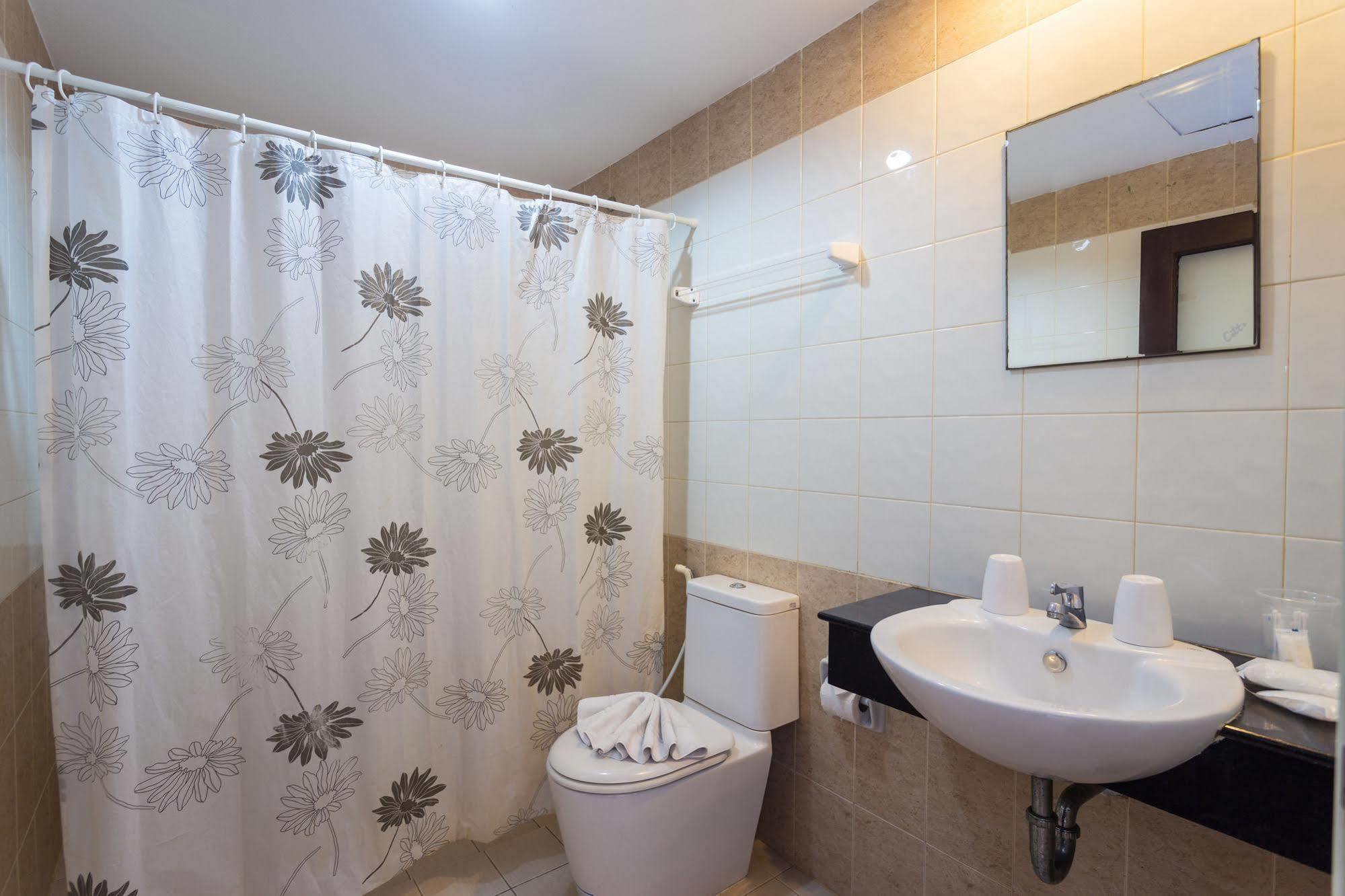 Sharaya Patong Hotel Εξωτερικό φωτογραφία