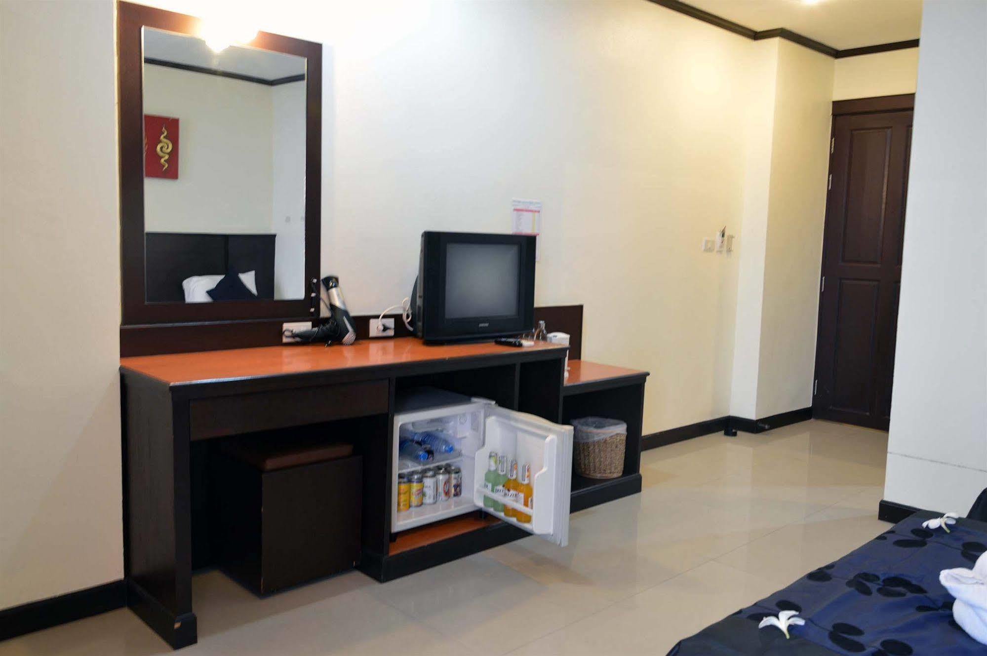 Sharaya Patong Hotel Εξωτερικό φωτογραφία